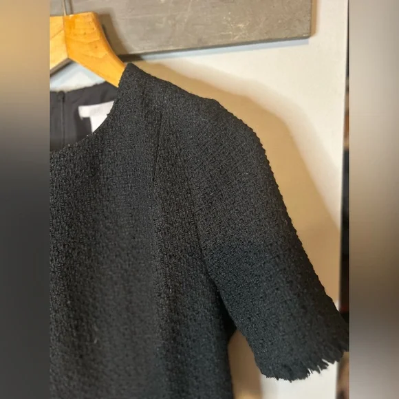 ✌️4 for $20✌️ H&M classic boucle dress - Picture 2 of 13